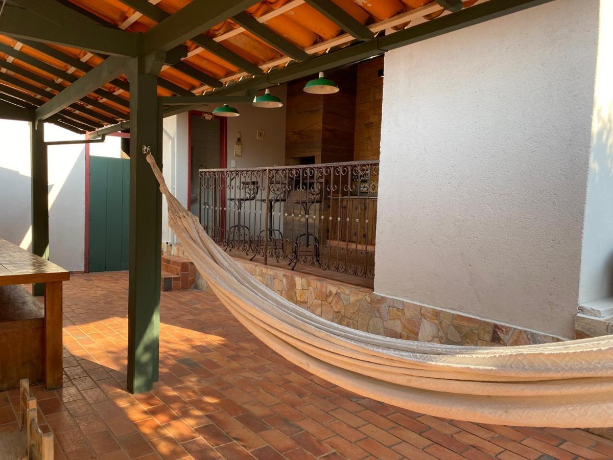 Casa No Centro Historico De Catas Altas别墅 外观 照片